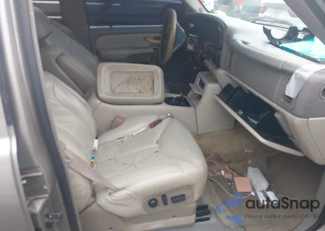 1GNEC13T21R105538: 44403498