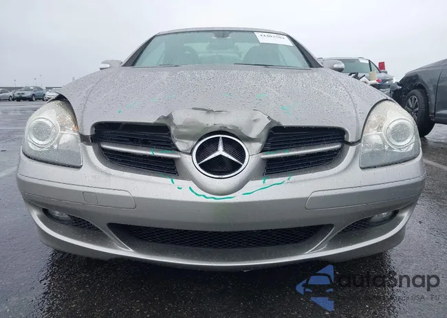 WDBWK56F38F181437: 44403504