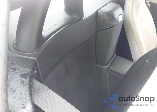 WDBWK56F38F181437: 44403504