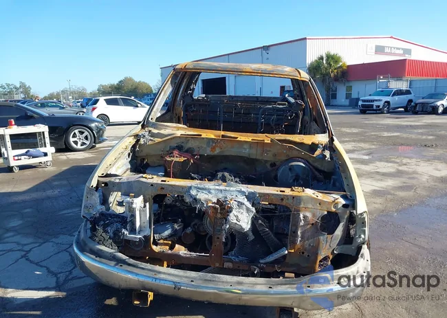 1FTRX17202NA84925: 44403550