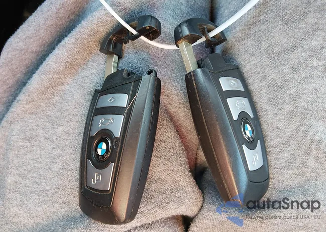 WBAFU7C55BC780249: 44403556