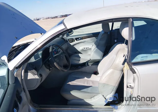 WDBLK70G11T073423: 44403597