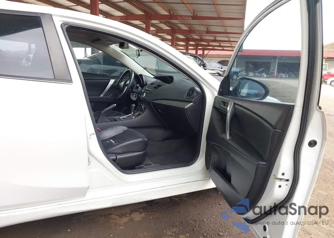 JM1BL1M65B1458926: 44403647