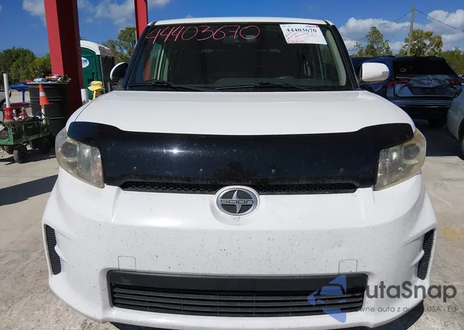 JTLZE4FE2B1132052: 44403670