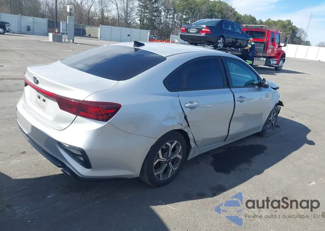 3KPF24AD0ME333678: 44403728