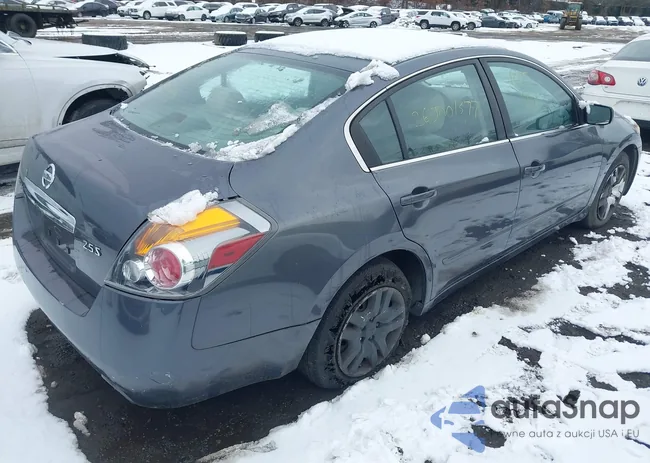 1N4AL2AP1CC138996: 44403743