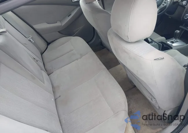 1N4AL2AP1CC138996: 44403743