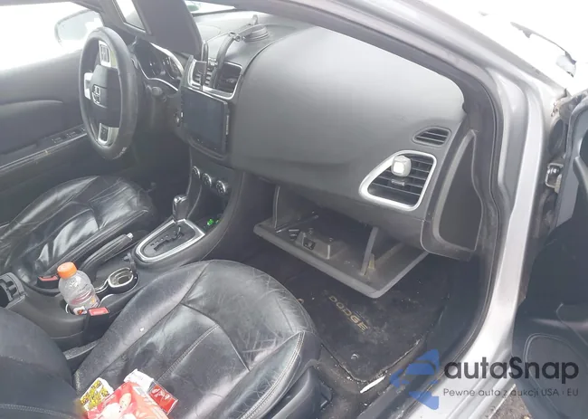 1C3CDZCB8DN557061: 44403746