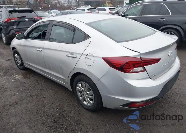 KMHD74LF8KU811945: 44403771