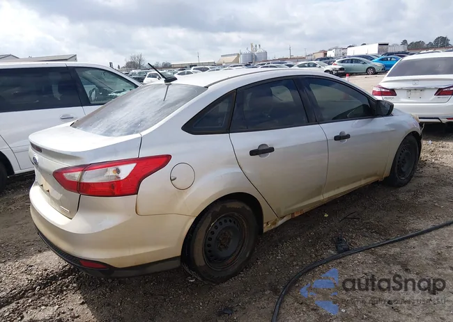 1FADP3E29EL220984: 44404834