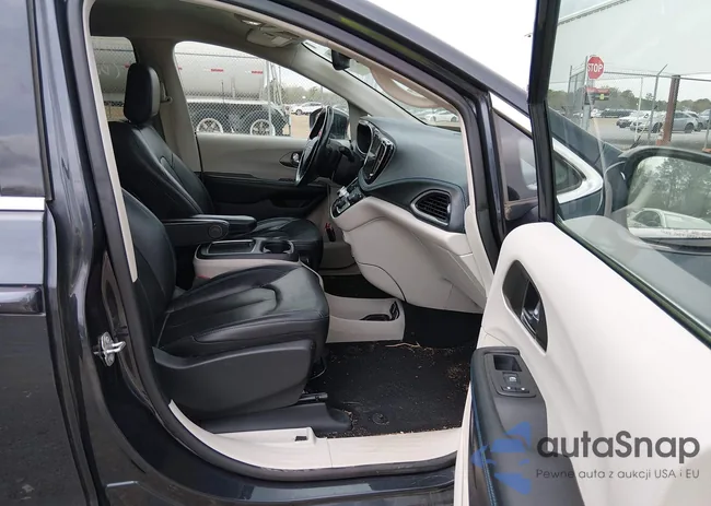 2C4RC1BG1MR531704: 44405052