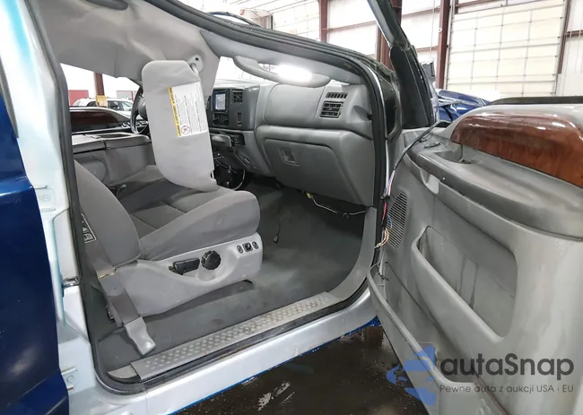 1FTNW21P63ED65494: 44405132