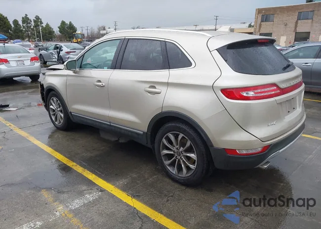 5LMCJ2C95HUL57980: 44405197