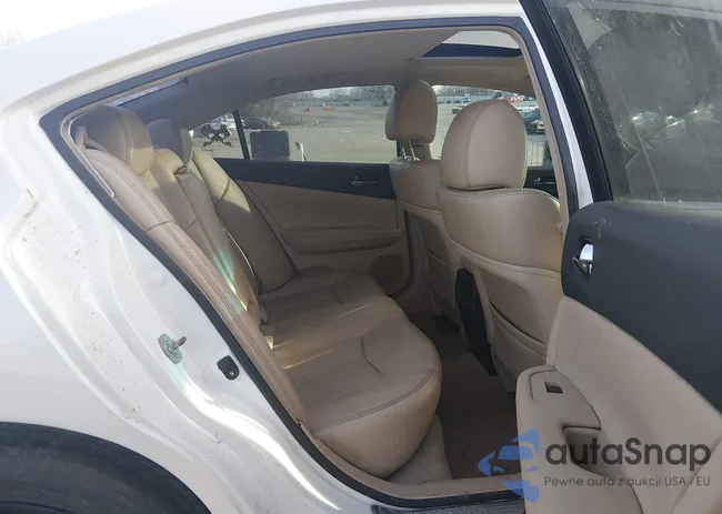 1N4AA5AP9DC800770: 44405228