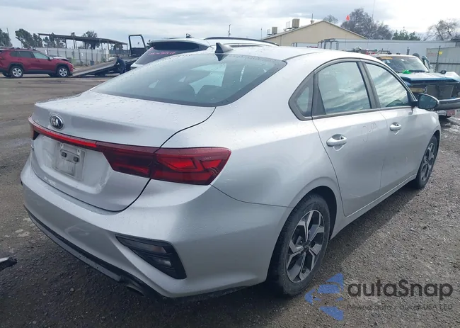 3KPF24AD5LE185073: 44405391