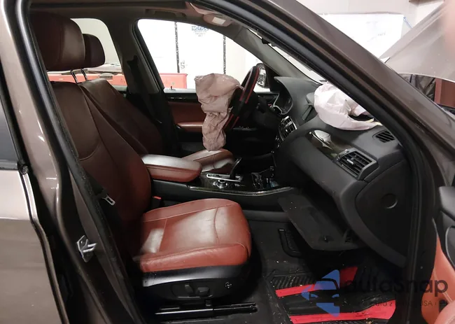 5UXWX9C59E0D32030: 44404522