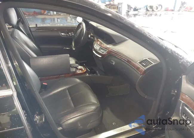 WDDNG86X27A114791: 44404542