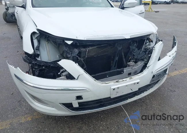 KMHGC4DD3DU247758: 44404551