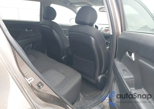 KNDPB3A27B7122875: 44404558