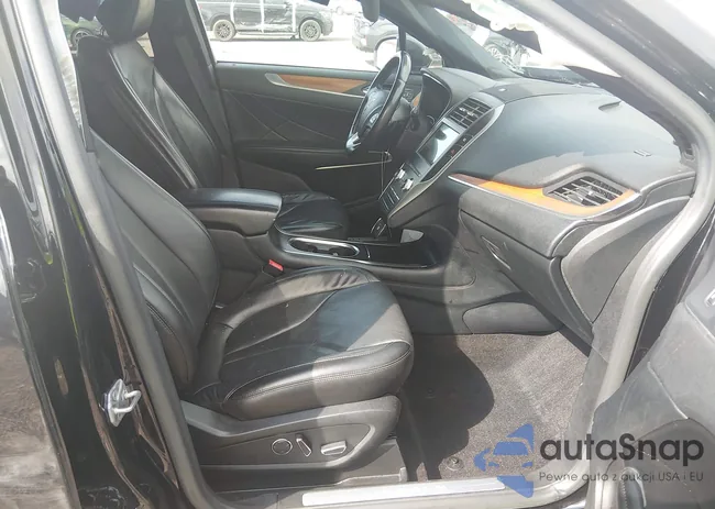 5LMCJ3D98KUL30218: 44404582