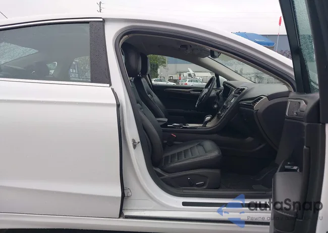 3FA6P0LU0DR274265: 44404698