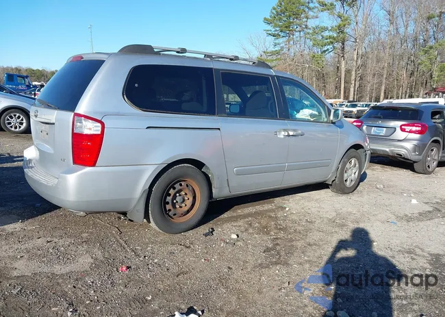 KNDMB233586238366: 44404753