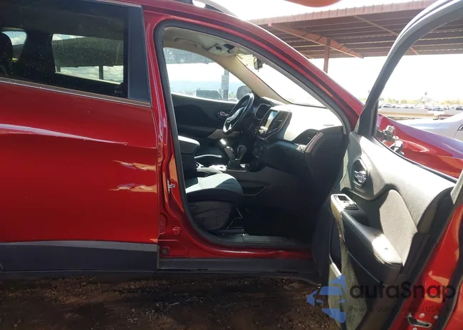 1C4PJMCB2HD221314: 44404761