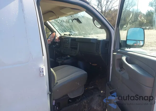 1GCWGFCF3F1233009: 44404771