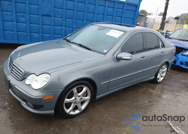 WDBRF52H17F931005: 44404798