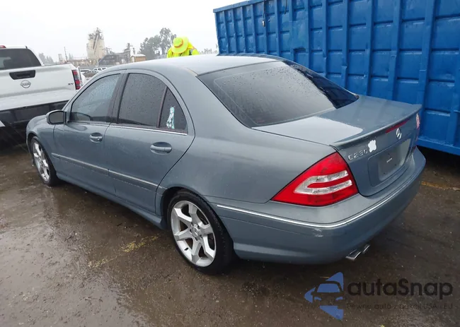 WDBRF52H17F931005: 44404798