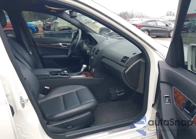 WDDGF8BB1AR110732: 44405980