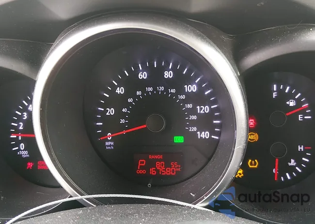 KNDJT2A63C7397872: 44406080