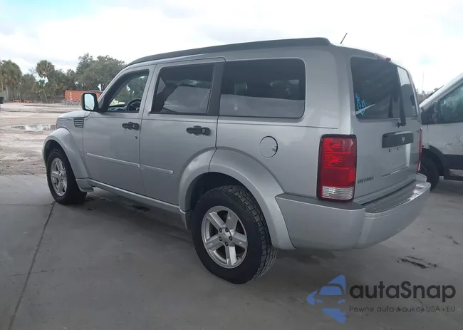 1D8GU28KX7W503824: 44406097