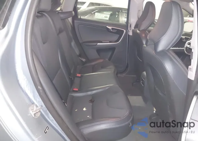 YV440MDJ9H2084876: 44406110