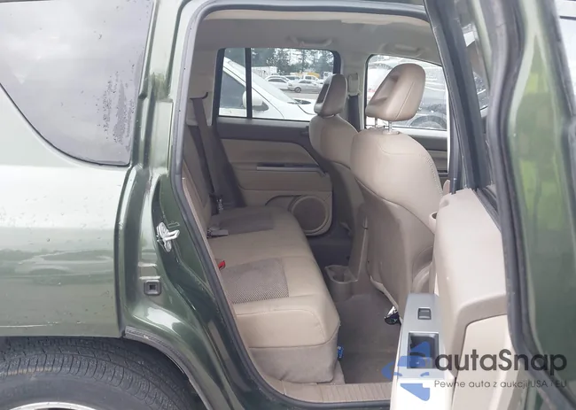 1J8FF47W77D136681: 44406119