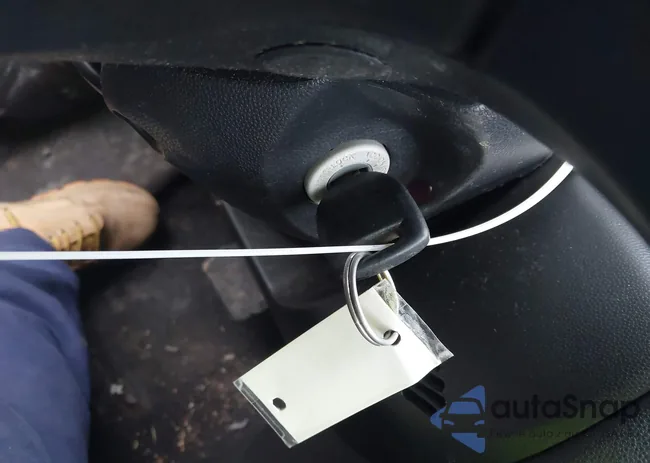 JM1BK343351269152: 44406193