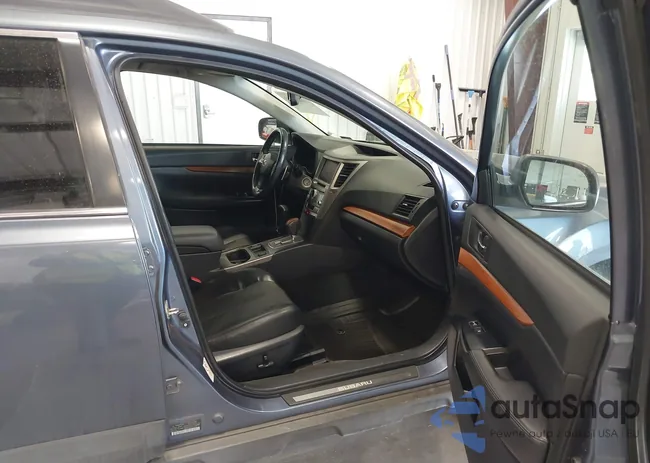 4S4BRCMC6E3230258: 44406203