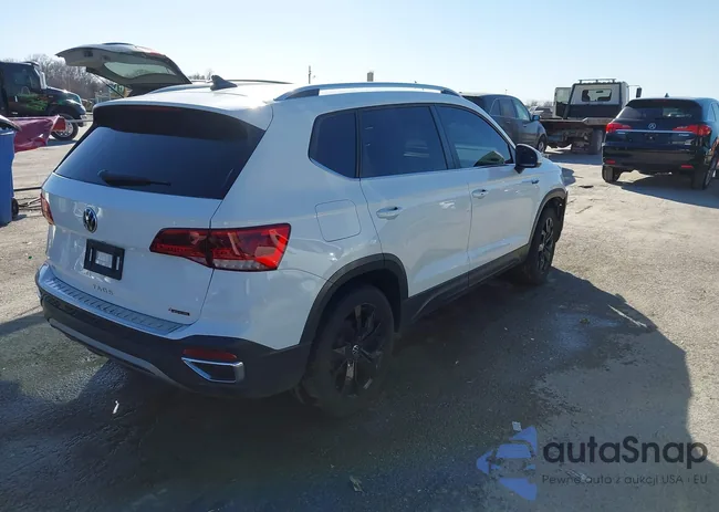 3VVYX7B20NM044074: 44406276