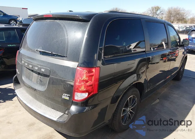 2C4RDGEG2JR337156: 44406310