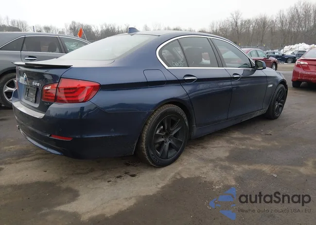 WBAXH5C58DDW14270: 44406397