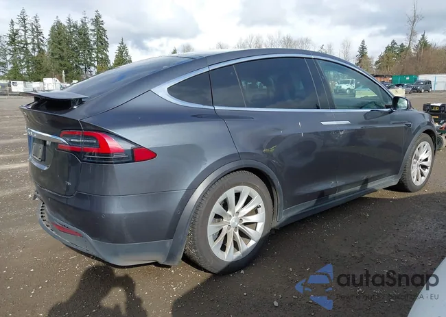 5YJXCAE26JF105229: 44406412