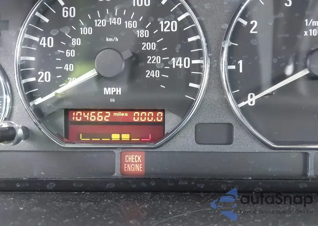 4USCH7325VLE05074: 44406413