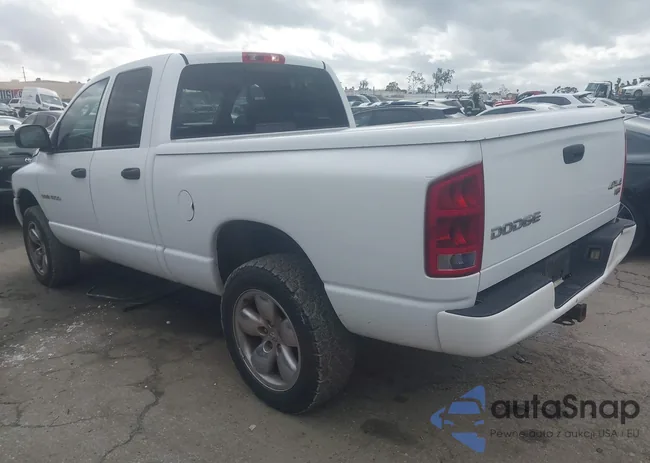 1D3HU18DX3J621496: 44405444