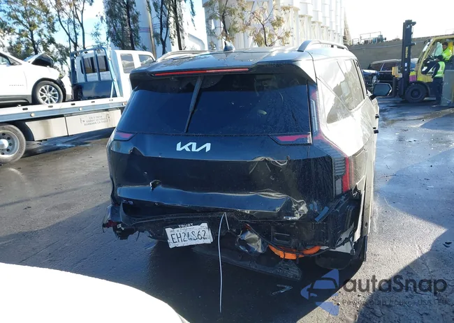 5XYAEFS57TG015823: 44405488