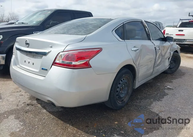 1N4AL3AP3DC204701: 44405610