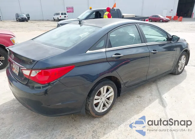 5NPEB4ACXDH567194: 44405816