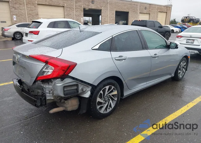 2HGFC2F77HH513126: 44405818