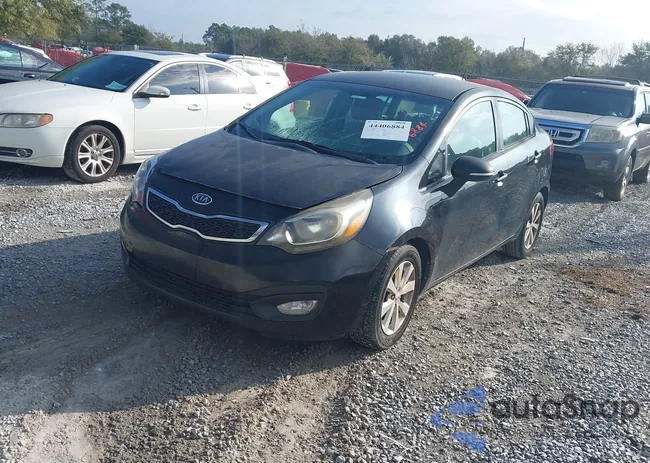 KNADN4A3XC6045965: 44406884