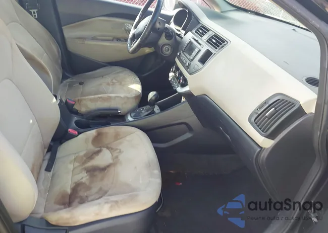 KNADN4A3XC6045965: 44406884