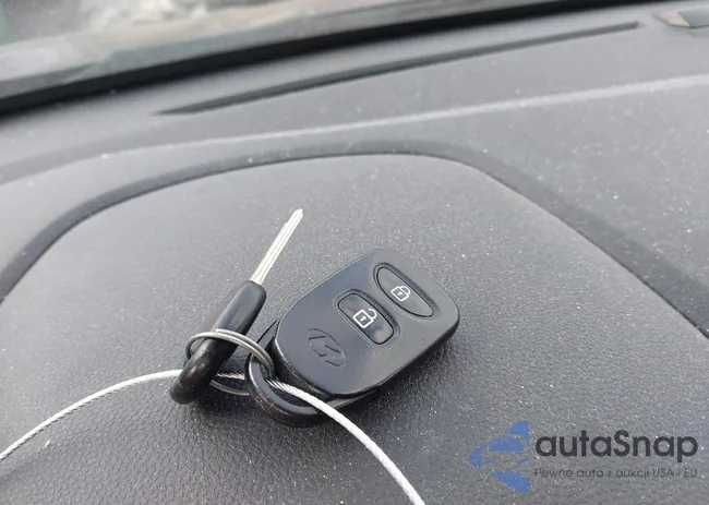 KM8JTCAF3EU940854: 44406959